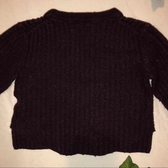 Wool sweater - Picture 8 of 9
